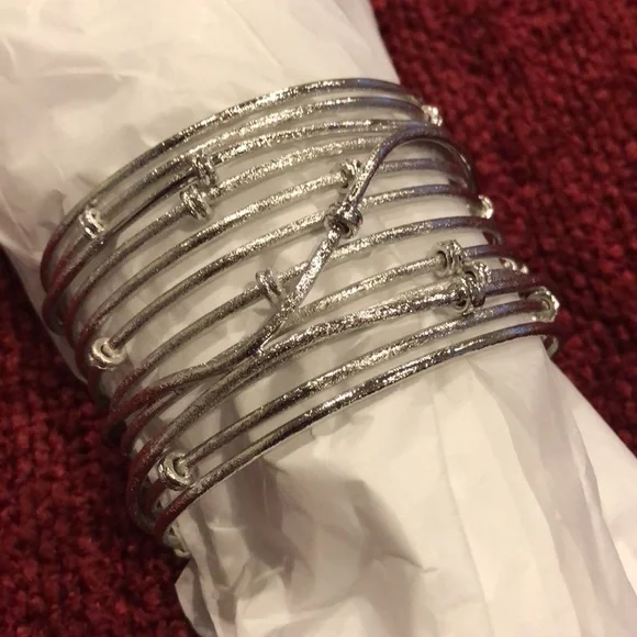 NWT White Rhodium Clad Cuff Bracelet - Picture 4 of 9